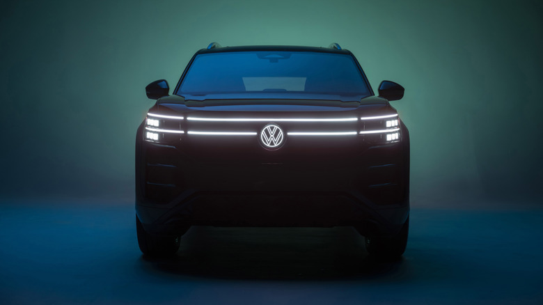 2027 Volkswagen Atlas pogled od spredaj