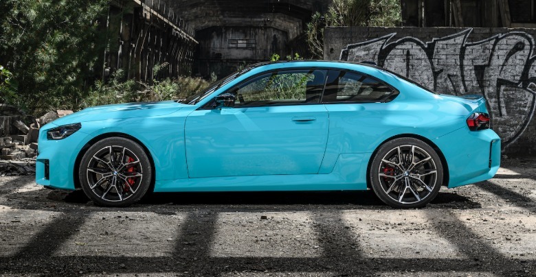 2027 BMW M2 xDrive stranski pogled