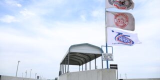 Ponovno odprtje Great Bend Historic Drag Strip je redka zgodba o uspehu, saj se druge dirkalne steze še naprej zapirajo