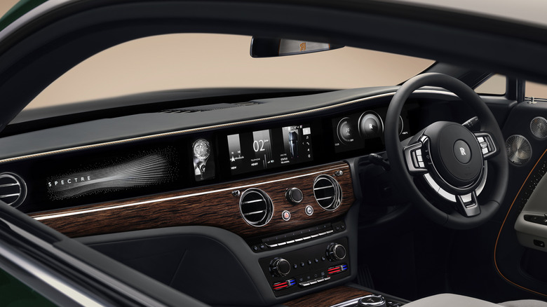 Armaturna plošča Rolls-Royce serije II