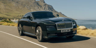 Rolls-Royce Spectre Series II ima več moči in dosega, vendar vas bo resnično zanimala preoblikovana ura in absurdne možnosti opreme