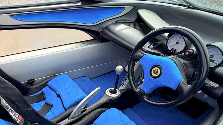 2000 Lotus 340R notranja kabina modra