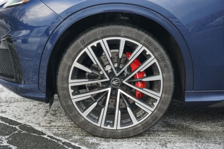 2026 Maserati Grecale Trofeo sprednje kolo