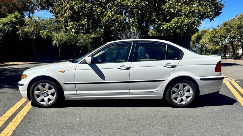 2005 BMW 320i polna slika voznikove strani