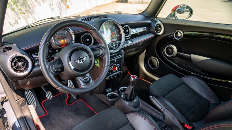 2013 Mini Cooper John Cooper Works GP notranja kabina