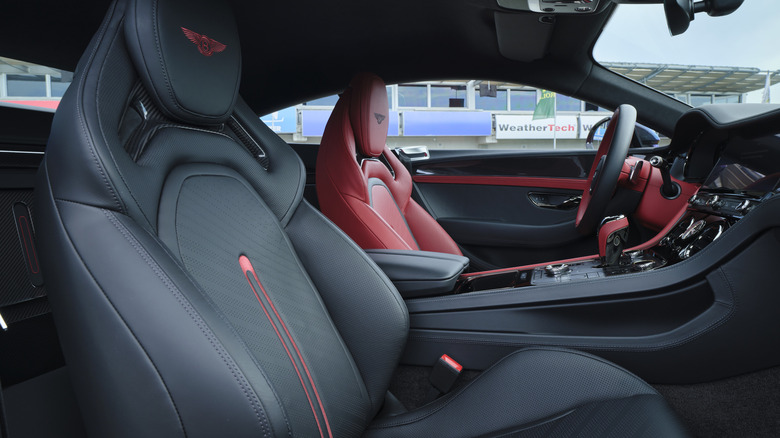 Notranjost Bentleyja Supersports 2027