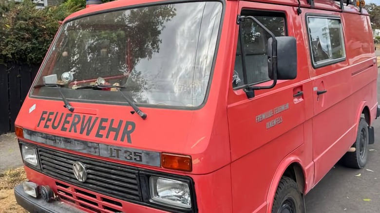 1989 Volkswagen LT35 avtodom, sprednja tričetrtinska slika