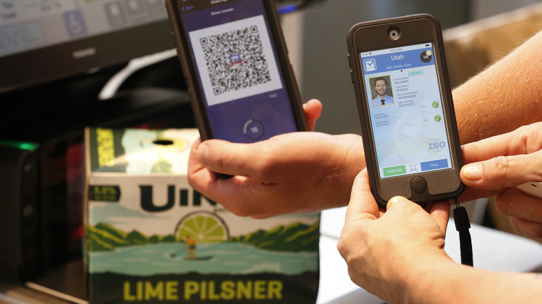 Slika mobilne licence Utah za nakup alkohola.