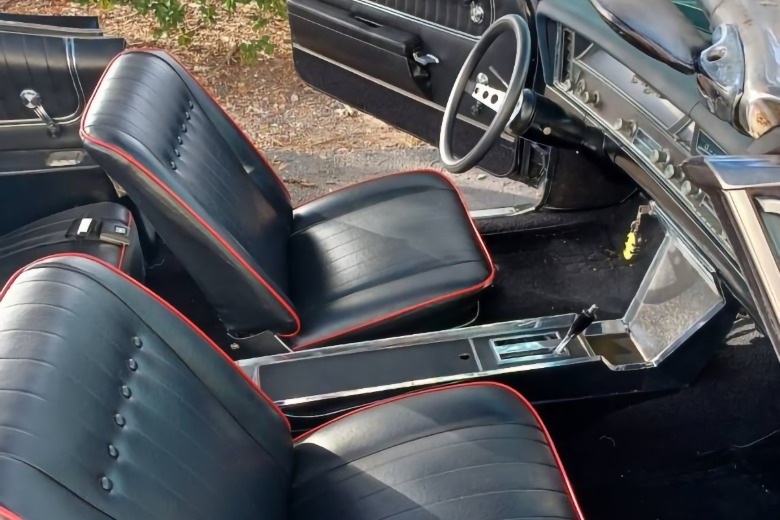 Custom 1967 Pontiac Grand Prix