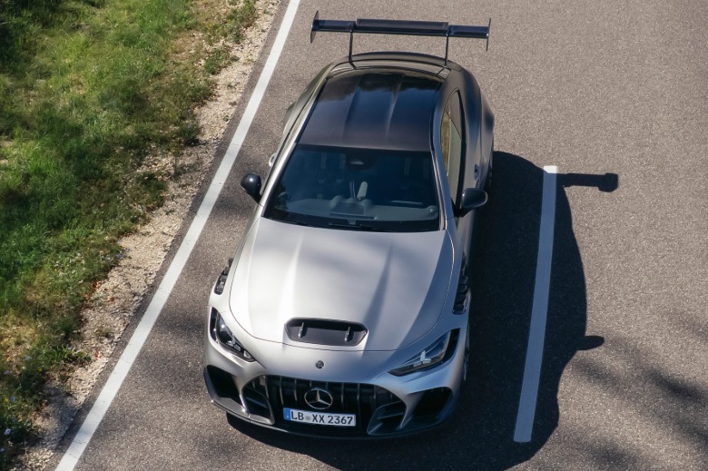 Pogled od zgoraj navzdol na Mercedes-AMG CLE 646 Spezialanfertigung