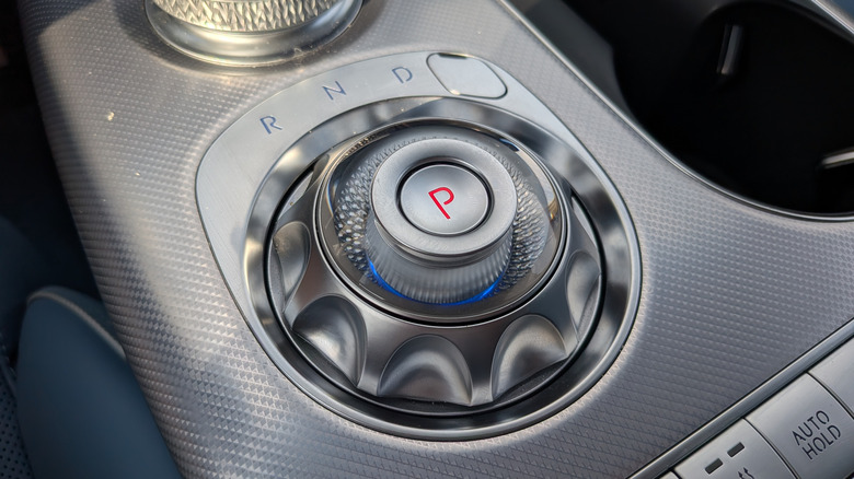 Prestavna ročica Genesis GV60