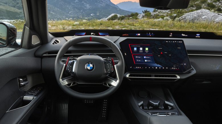 Notranjost BMW M350 letnik 2027