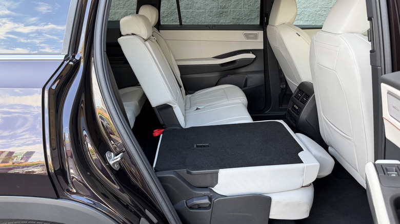Sedeži v drugi vrsti vozila Volkswagen Atlas 2027