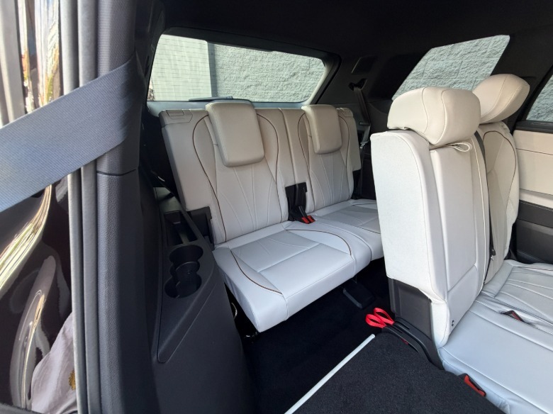 Sedež v tretji vrsti vozila Volkswagen Atlas 2027