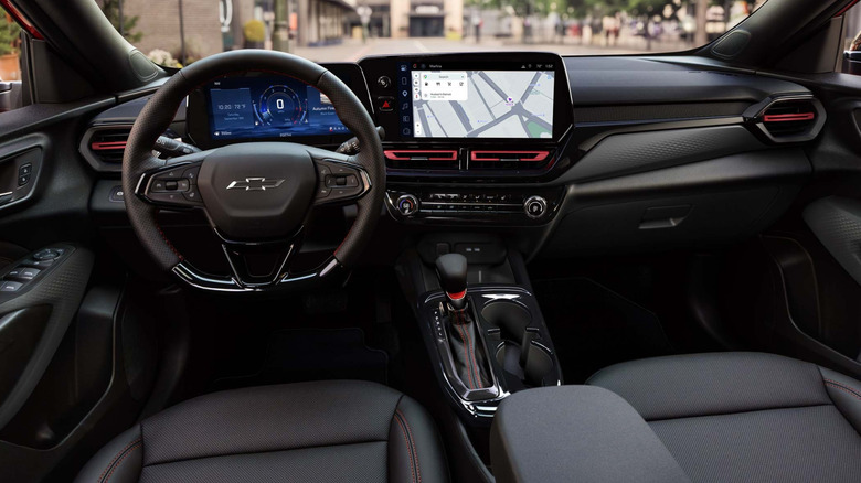 Širok posnetek armaturne plošče v Chevrolet Traxu 2027