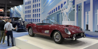 Rétromobile NYC bo v Ameriko prinesel čudovita čustva najboljšega avtomobilskega salona na svetu