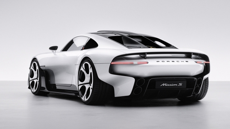 Pogled od zadaj 3/4 koncepta Porsche Mission S