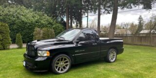 Ali je ta Ram SRT-10 iz leta 2004 pri kanadskih 49.900 $ (približno 35.380 $) kača, ki bi se vam morda zdela očarljiva?